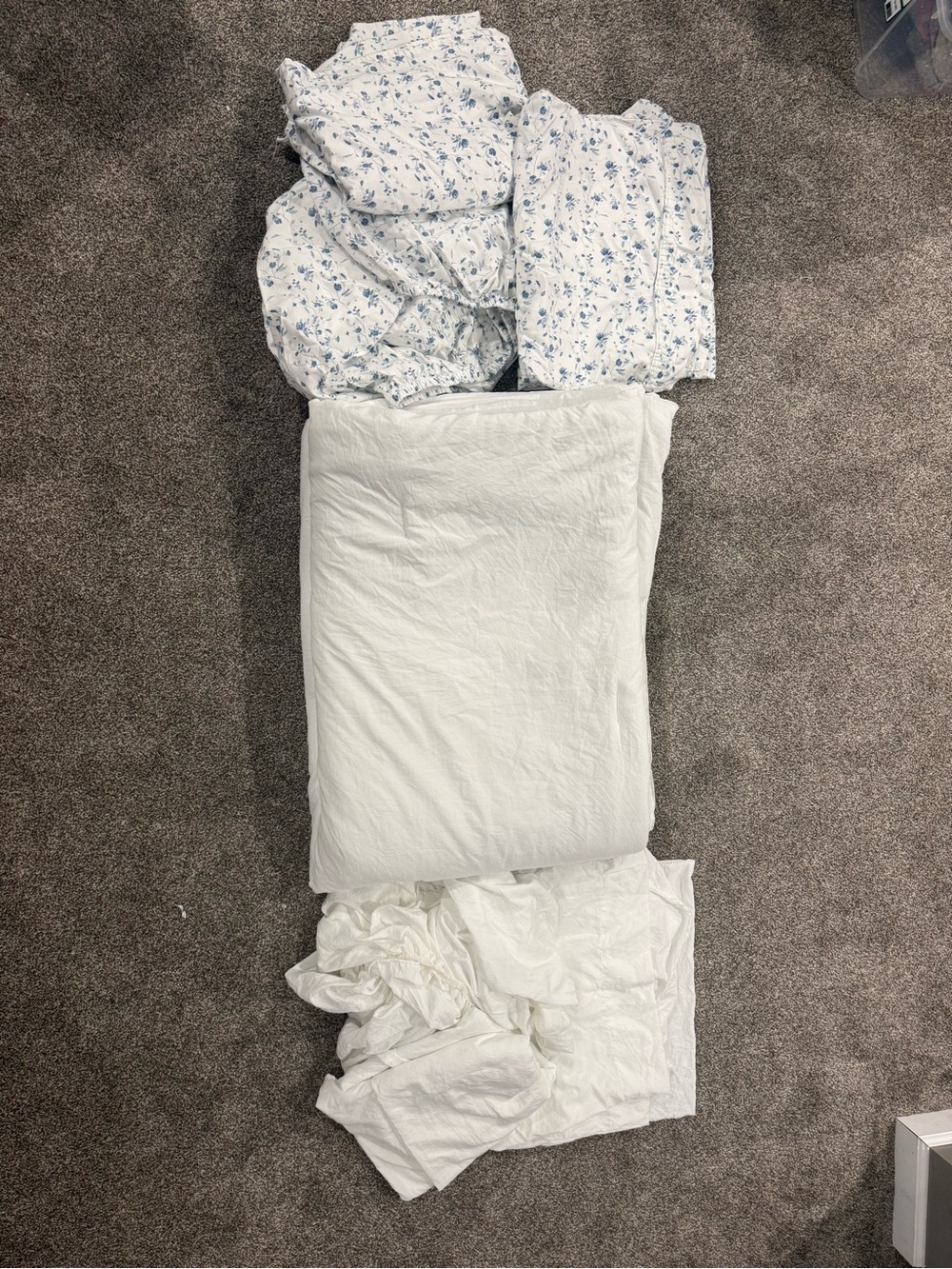 Twin XL Comforter Set Dream Stories & Threshold - 8 pieces
